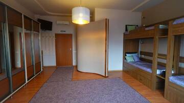 Фотографии Хостелы City Hostel Panorama г. Ужгород (Украина) №2 Фото Хостелы City Hostel Panorama г. Ужгород 2