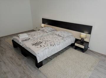 Фотографии Апартаменты Apartment 18 Mynaiska - n.Silpo (1) г. Ужгород (Украина) №3 Фото Апартаменты Apartment 18 Mynaiska - n.Silpo (1) г. Ужгород 3