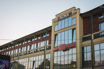 Фотографии Хостелы Alina Hotel & Hostel г. Ужгород (Украина) №1 Фото Хостелы Alina Hotel & Hostel г. Ужгород 1