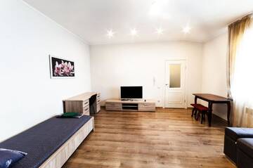 Фотографии Апартаменты Wonderful flat on city center (Mukachivska 4/21) г. Ужгород (Украина) №4 Фото Апартаменты Wonderful flat on city center (Mukachivska 4/21) г. Ужгород 4