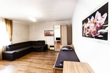 Фотографии Апартаменты Wonderful flat on city center (Mukachivska 4/21) г. Ужгород (Украина) №1 Фото Апартаменты Wonderful flat on city center (Mukachivska 4/21) г. Ужгород 1