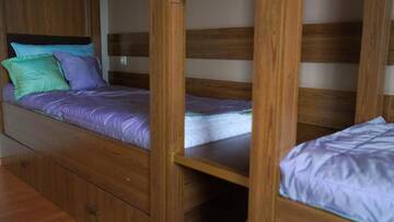 Фото номера Кровать в общем 6-местном номере для мужчин и женщин Хостелы City Hostel Panorama г. Ужгород 4