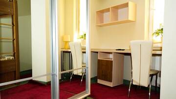 Фото номера Кровать в общем номере с 2 кроватями Хостелы City Hostel Panorama г. Ужгород 6