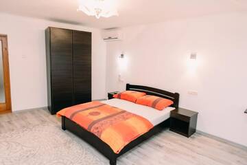 Фото номера Большой двухместный номер с 1 кроватью Гостевой дом Apartments in Uzhgorod г. Ужгород 5