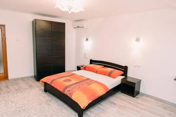 Фото номера Большой двухместный номер с 1 кроватью Гостевой дом Apartments in Uzhgorod г. Ужгород 15