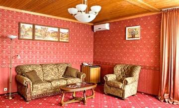 Фото номера Улучшенный люкс Отель Изумруд г. Ужгород 3