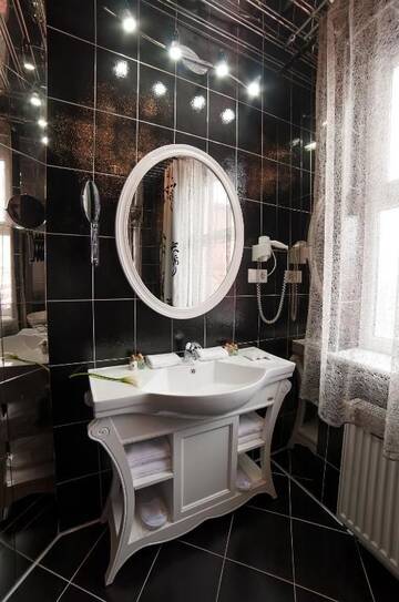 Фото номера Люкс с видом на город Отель Hotel Praha г. Ужгород 8