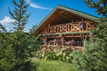 Фото номера Семейный номер с видом на горы Загородные дома Dacha г. Ужгород 2