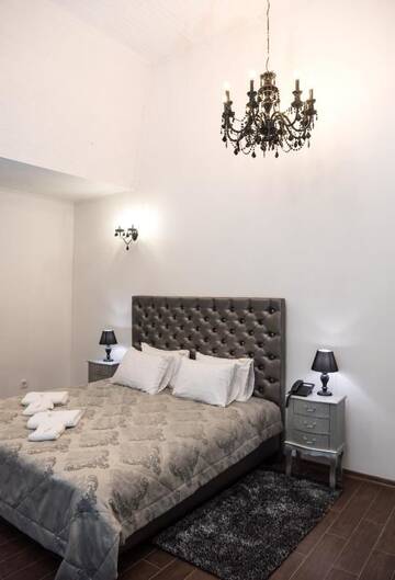 Фото номера Стандартный люкс Отель Hotel " BOUTIQUE " г. Ужгород 3