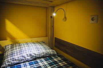Фото номера Кровать в общем номере с 4 кроватями Хостелы Alina Hotel &amp; Hostel г. Ужгород 3