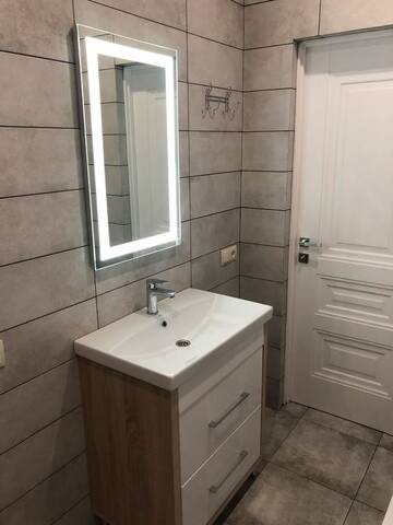 Фото номера Апартаменты с 2 спальнями Апартаменты GIL Apartment on Bogomolca 22, new г. Ужгород 13