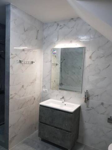 Фото номера Апартаменты Делюкс Апартаменты Uzhorod 3 room lovely house г. Ужгород 46