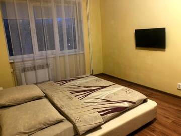 Фото номера Апартаменты с 1 спальней Апартаменты GIL Apartment 1, Lermontova, centre г. Ужгород 14