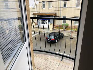 Фото номера Трехместный номер с ванной комнатой Апартаменты Апартаменти 21 г. Ужгород 7