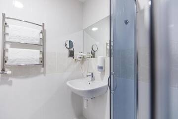 Фото номера Большой двухместный номер с 1 кроватью Отель Готель Антоніо г. Ужгород 18