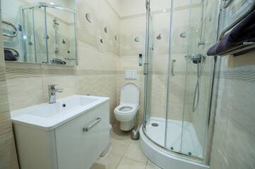 Фото номера Апартаменты Апартаменты Wonderful flat on city center (Mukachivska 4/18) г. Ужгород 7