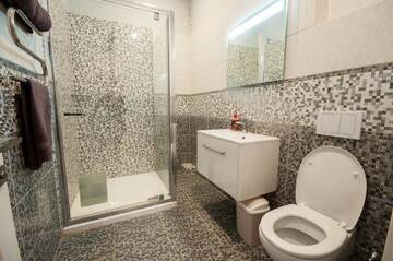 Фото номера Апартаменты Апартаменты Wonderful flat on city center (Mukachivska 4/15) г. Ужгород 10