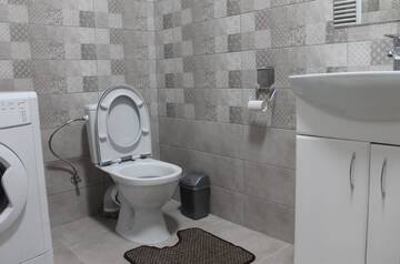 Фото Апартаменты Modern Flat 1 г. Ужгород 2