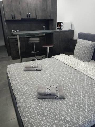 Фото номера Апартаменты с 1 спальней Апартаменты Luxury Central Apartment г. Ужгород 17