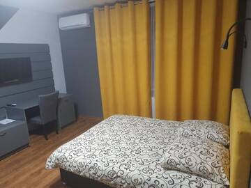 Фото номера Апартаменты Делюкс Апартаменты Apartments for rent on the 2nd floor in the centre г. Ужгород 41